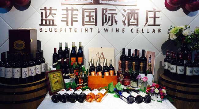 現(xiàn)(xiàn)在開葡萄酒專賣店賺不賺錢